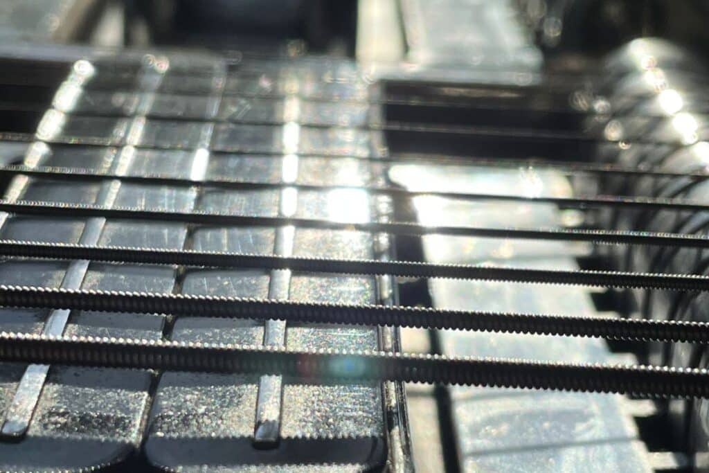 pedal steel right hand technique without finger picks