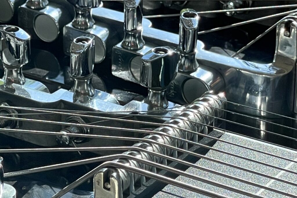 pedal steel headstock with tuning keys
